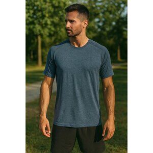 Lululemon Men's XL Metal Vent Tech short sleeve in Blue